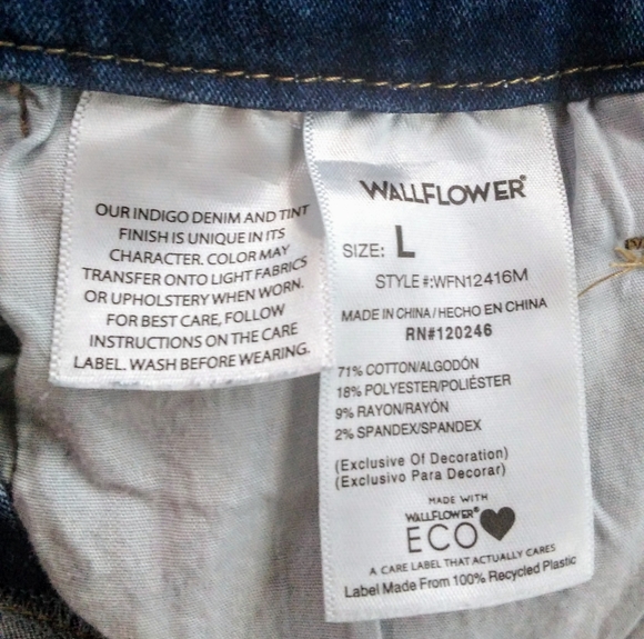 ⭐Bundle 5 for 25 with anything marked with a star. Cute Overalls - Picture 4 of 5